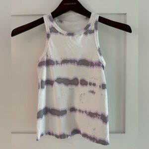 Lululemon tank -size 2